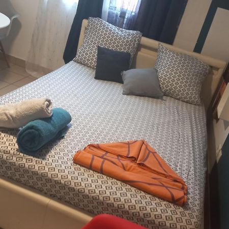 Le Voyageur A 1 Mn Du Chu Sud Terre-Sainte, Saint-Pierre Apartment Luaran gambar