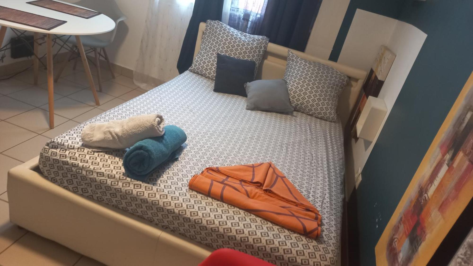 Le Voyageur A 1 Mn Du Chu Sud Terre-Sainte, Saint-Pierre Apartment Luaran gambar